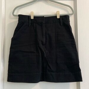 Banana Republic High Waisted Black Denim Skirt. Size: 6
